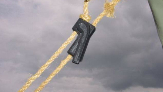 Cinch-Rope-Clamp-for-Cargo-Net-Cinch-Ropes